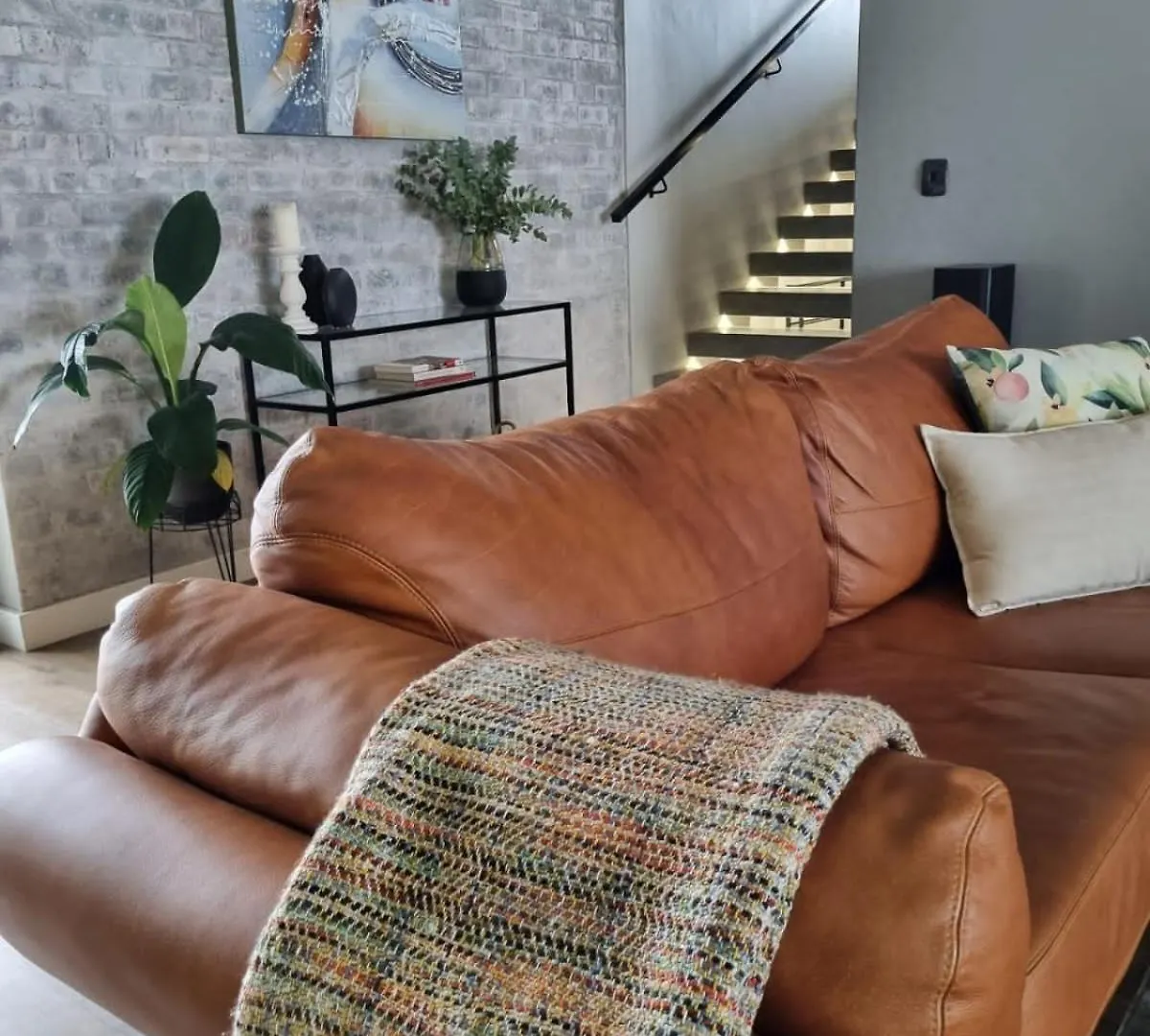 Villa Scenic Mountain & Winelands Views, Modern Design à Tygerberg Hills Afrique du Sud
