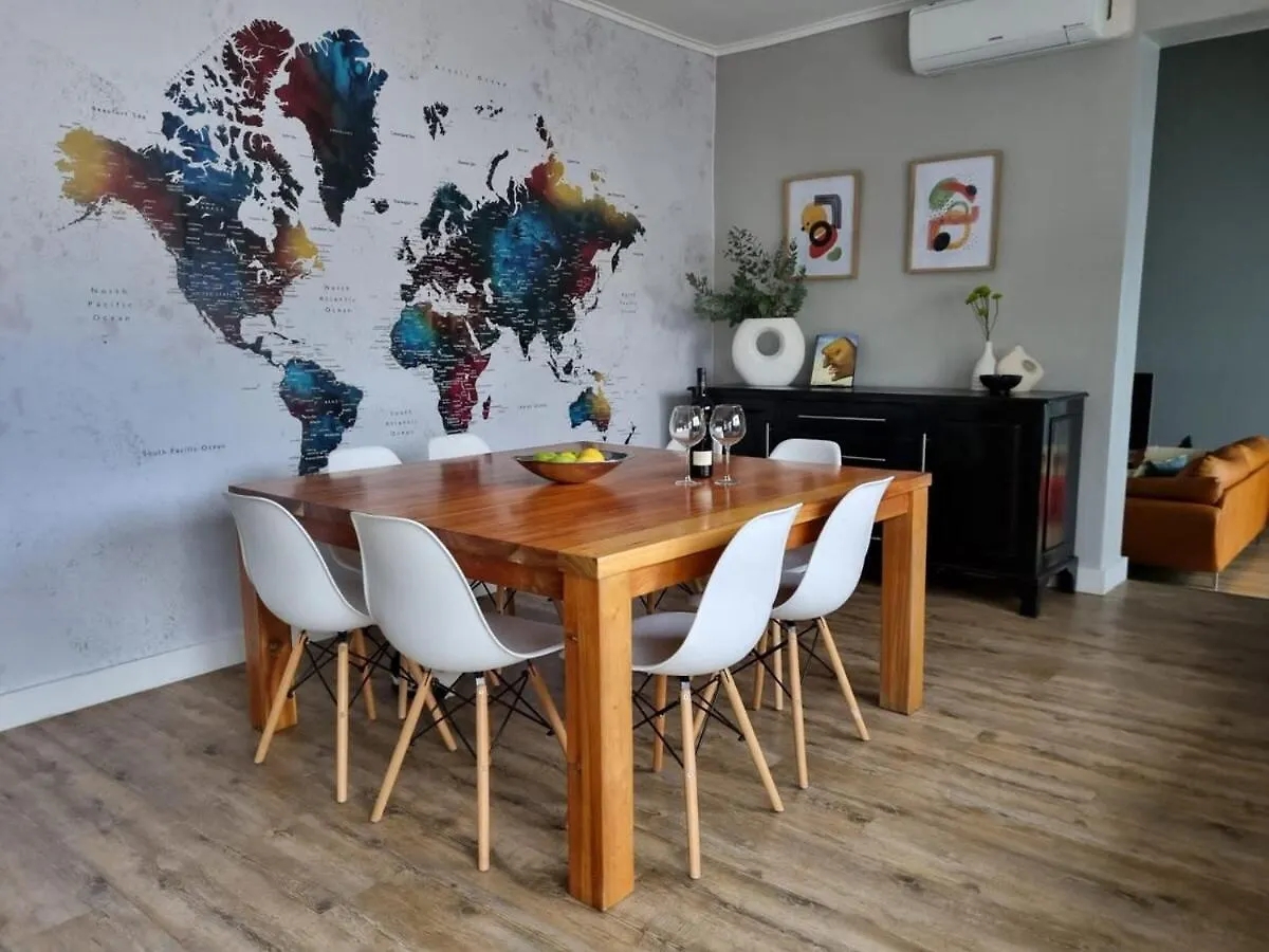 Villa Scenic Mountain & Winelands Views, Modern Design à Tygerberg Hills